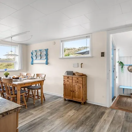 Hanne - 750m From The Sea By Interhome