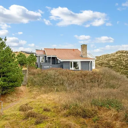 Hanne - 750m From The Sea By Interhome
